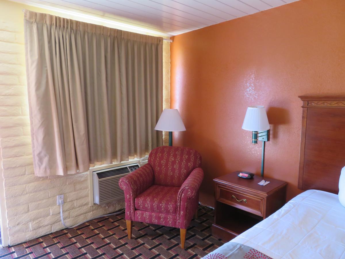 Royal Crest Motel Medford Eksteriør bilde